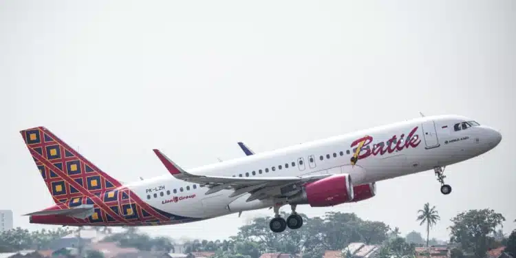 Revealed: How Pilots Fell Asleep Mid-Flight With 153 Passengers On Board A Batik Air Airbus A320 During Takeoff At Soekarno-Hatta International Airport In Jakarta, Indonesia, On April 14 2022.