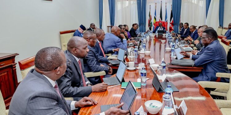 Ruto Honors 4 Css With Presidential Awards
