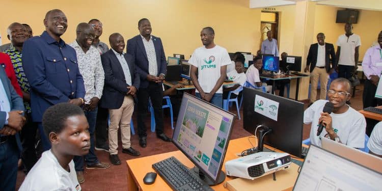 President William Ruto Inspects An Ict Hub In Khwisero, Kakamega County. Photo/Pcs