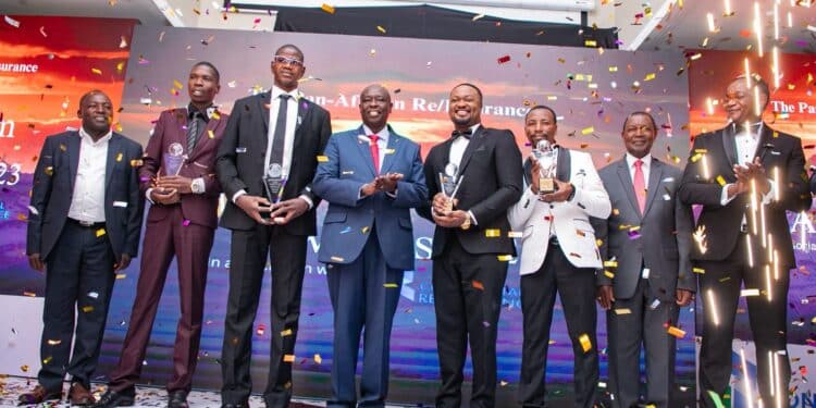 Kenyan Journalist Wins Top Award.
