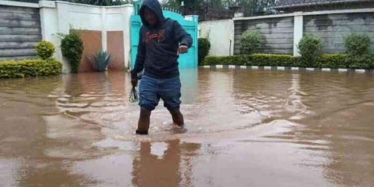 Passengers, Journalist Escape Death After Saturday Night Floods Heavy Rains &Amp; Overnight Floods Destroy Property In Nairobi