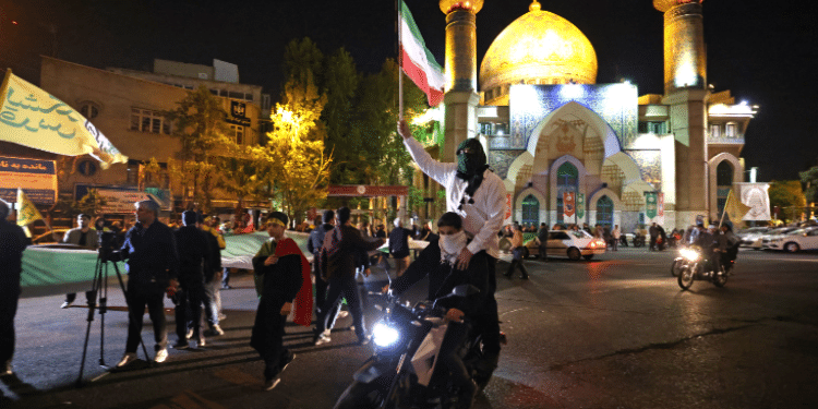 Biden Vows G7 Response, Us Support For Israel After Iranian Attacks