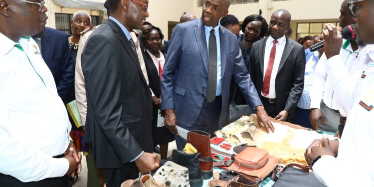 Why Students Union Wants Ruto'S Gift Raised To Ksh500 Kuso