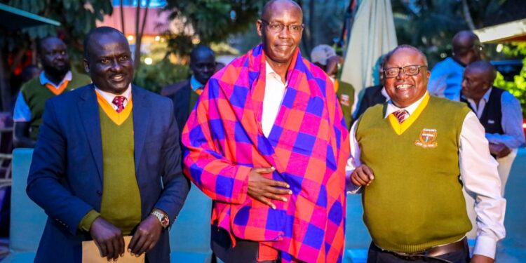 Former Kenyan Students Honor Rwandan Teacher 41 Years-Later Oscar Kimanuka (C) And Kabarnet Highschool Alumni. Photo/ The New Times