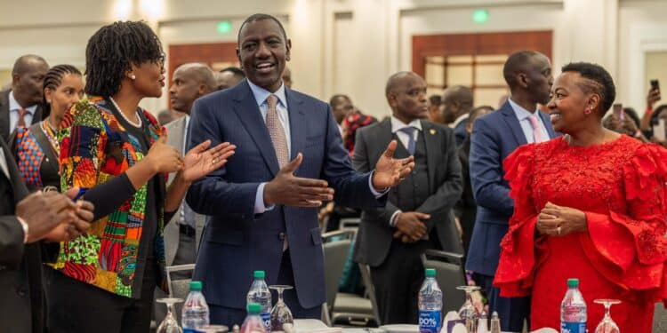 Ruto Confronted Over Fake Fertilizer By Kenyan Farmer In U.s