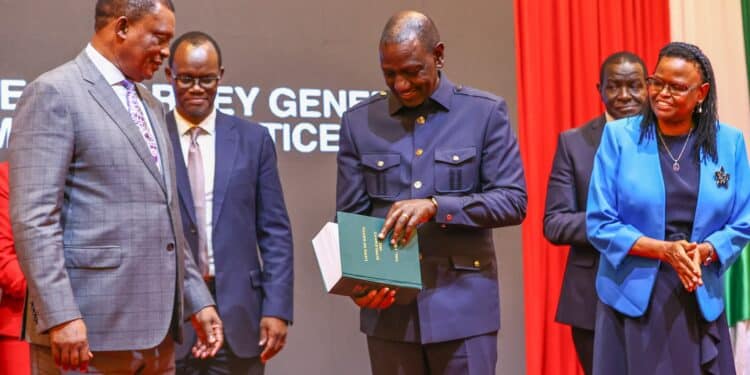 Ruto Appoints 20 New High Court Judges President William Ruto (Center) And Chief Justice Martha Koome (Right) And Attorney General Justin Muturi In A Past Function.