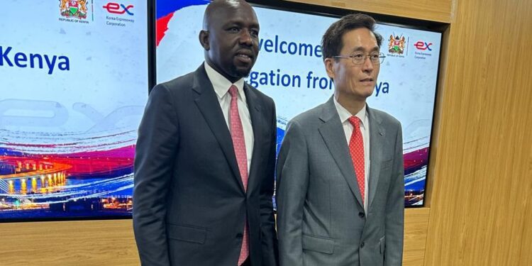 Transport Cs Kipchumba Murkomen At The Korea Expressway’s Traffic Management Centre. Photo/Murkomen X.
