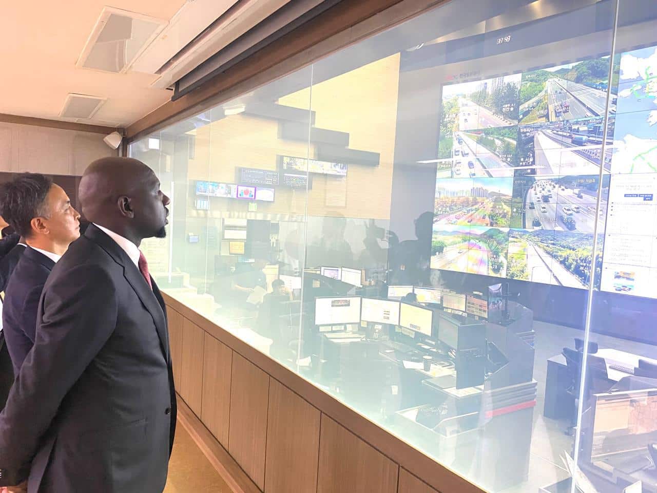 Murkomen Visited The Korea Expressway’s Traffic Management Centre