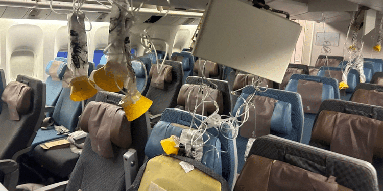 Inside The Cabin Of Singapore Airline After The Emergency Landing In Bangkok. Photo/Courtesy