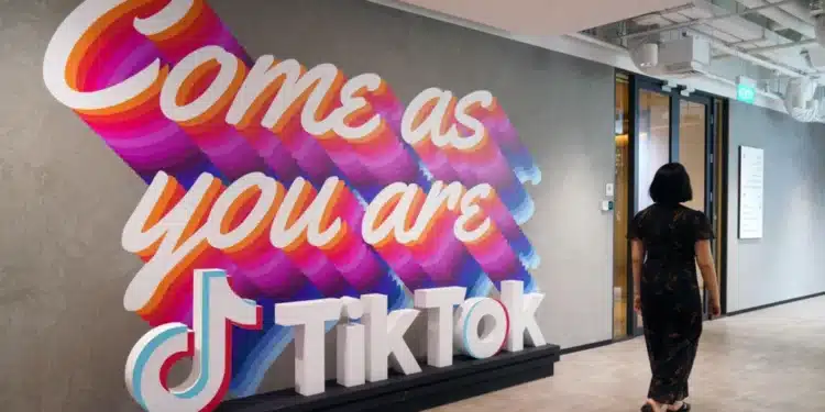 60 Employees Hospitalized After Food Poisoning At Tiktok Headquarters Tiktok Parent Company Hit By Mass Food Poisoning Incident