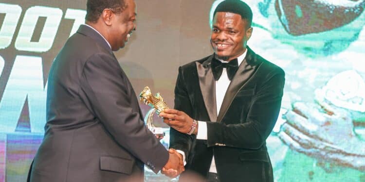 Prime Cs Musalia Mudavadi Presents An Award At The Fkf Gala On Friday, July 26 2024 At Safari Park Hotel In Nairobi. Photo/ Fkf On X