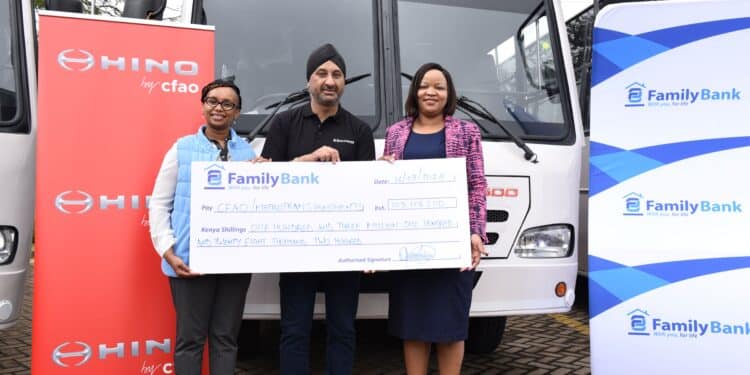 Metro Trans Investment Director Judy Omurwa &Amp; Cfao Mobility Kenya Group Md Arvinder Reel Receive A Cheque From Family Bank Ceo Nancy Njau During The Handover Of 14 Hino Buses Acquired Through A Financing Of Kes. 103 Million From The Bank. Photo/ Family Bank.