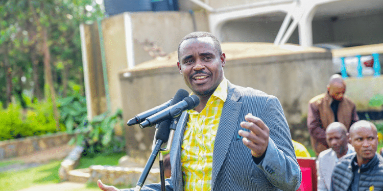 Malala Mounts Pressure On Ruto To Dissolve Govt Before
