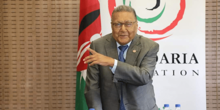 Billionaire Awards Kenyan Police For Their Bravery Manu Chandaria Awards Kenyan Police For Their Bravery