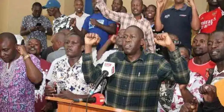 Flight Disruptions Loom As Aviation Workers Issue Strike Notice Kawu Issues Seven-Day Strike Notice Targeting Keenya Airways, Kaa