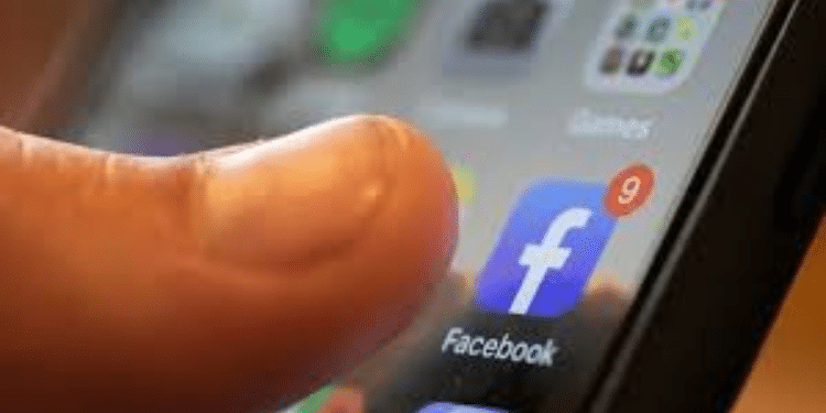 Global Facebook Outage Leaves Users Locked Out Of Accounts Facebook Global Outage: Users Report Being Logged Out And Unable To Access Accounts