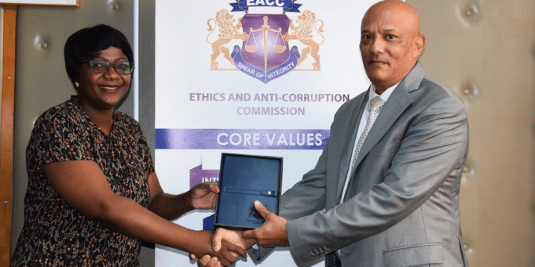 Current Eacc Ceo, Twalib Mbarak Hosted Officials From The Office Of The Attorney General Of Mozambique Who Paid A Courtesy Call At Integrity Centre. Photo/Eacc