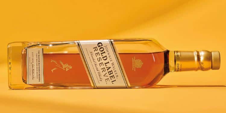 Johnnie Walker Gold Vs Green Label: Walker Town Finest Whisky Gold Label