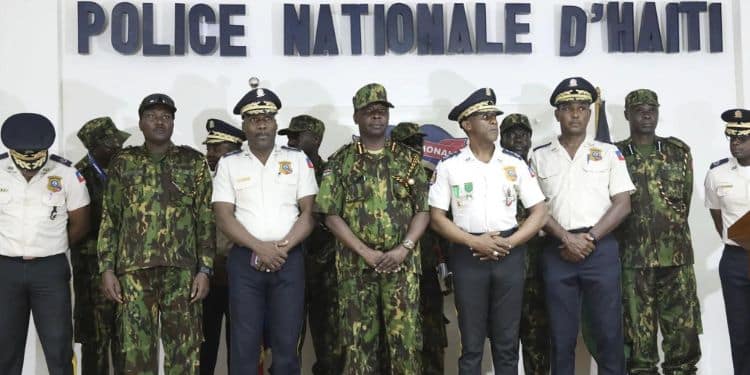 Kenyan &Amp; Haitian Police Pose For Photos After The Press Conference At The Police Headquarters In Port-Au-Prince. Photo/Ap