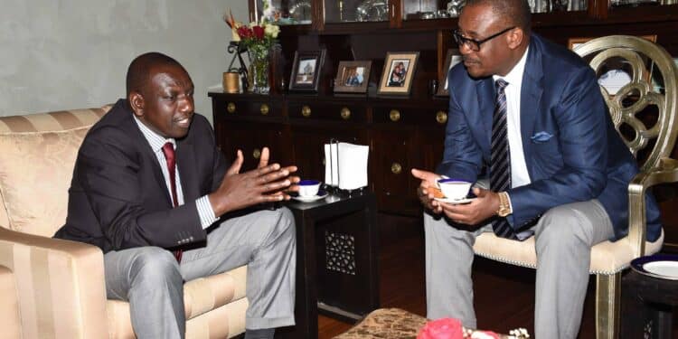 Ruto Appoints Evans Kidero To Govt Job President William Ruto In A Meeting With Evans Kidero In May 2015. Photo/Pcs.