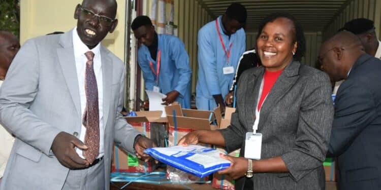 Basic Education Ps Belio Kipsang Overseeing The Distribution Of Kcse Exam Papers In Nakuru County On November 11, 2024. Photo/Moe.basic Education Ps Belio Kipsang Overseeing The Distribution Of Kcse Exam Papers In Nakuru County On November 11, 2024. Photo/Moe.