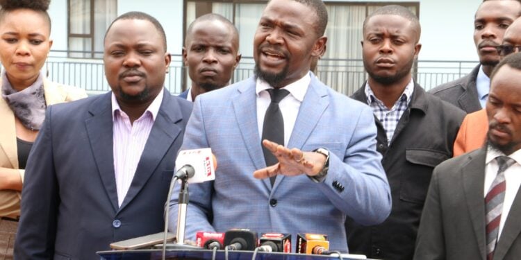 Doctors Announce Fresh 21-Day Nationwide Strike Kmpdu Secretary General Dr. Davji Atellah, Flanked By Other Union Members And Officials, Addresses The Press On November 27, 2024.