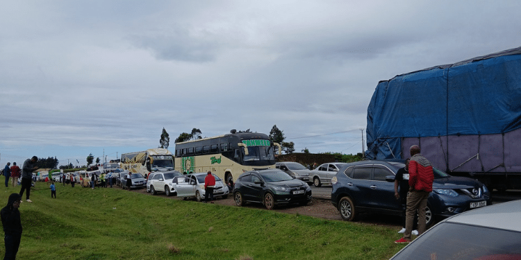 Nairobi-Nakuru Highway Jam: Kenha Gives Alternative Routes.