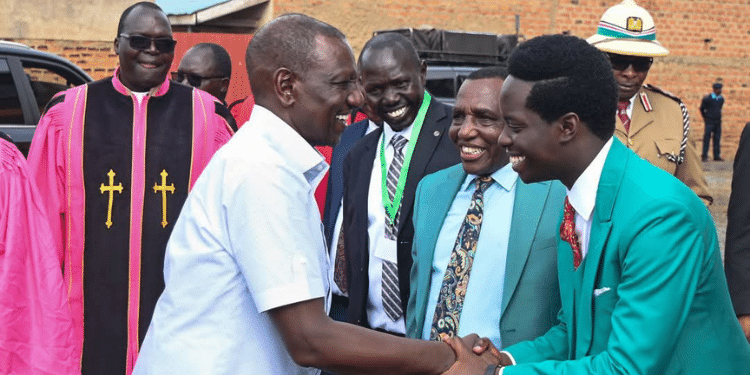 President William Ruto Shaking Hand With Kasmuel Mcoure. Photo/Oscar Sudi X