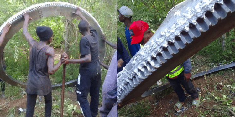 Mukuku Residents At The Scene Where The 