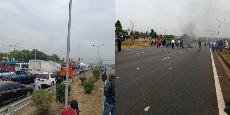 Kenya Power Restores Supply In Ku After Protests Along Thika Road Traffic Along Thika Road As Ku Students Protest Power Outage. Photo/ Ugc. Kenya Power