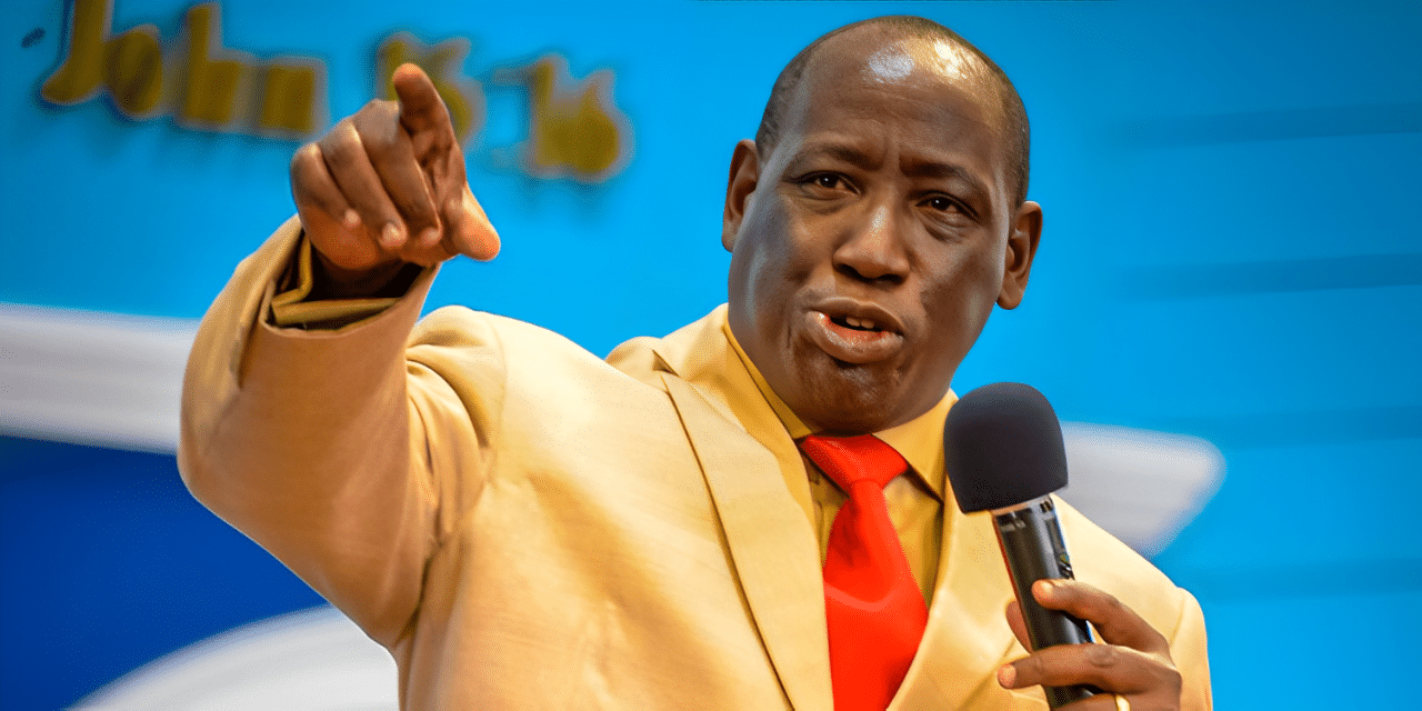 Pastor Lai Delivers Sermon About Corruption In Front Of Ruto
