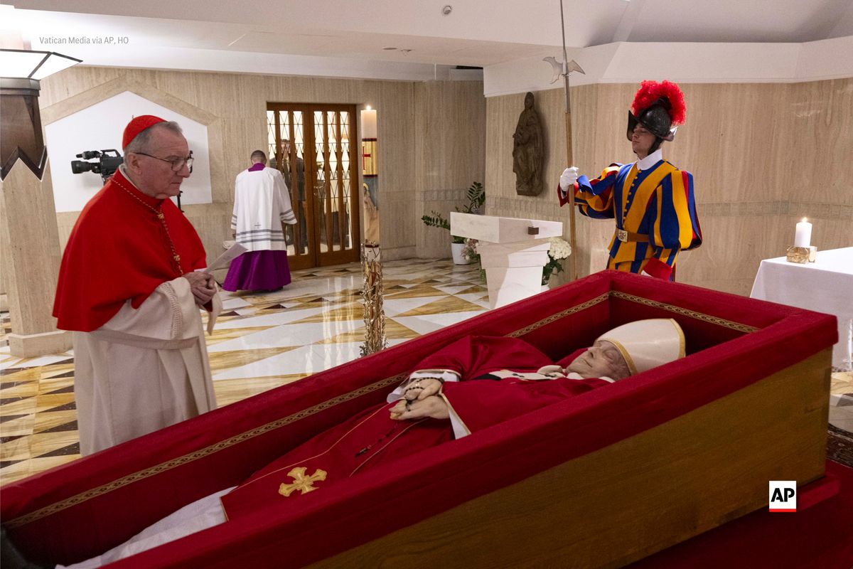 He Vatican Releases First Images Of Pope Francis In A Casket