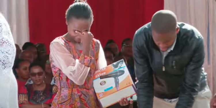 Kiambu Woman Breaks Down As Oscar Sudi Gifts Her Ksh100,000 Kiambaa Bussiness Woman Gifted By Sudi And Kiambu Women Representative.