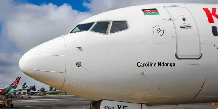 Kenya Airways Boeing 737