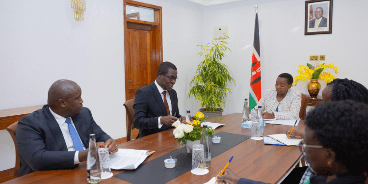 First Lady Rachel Ruto Meets With Energy Cs Opiyo Wandayi And Ps Alex Wachira At State House, Nairobi On April 11, 2025. Photo/Office Of The First Lady. Cooking Gas
