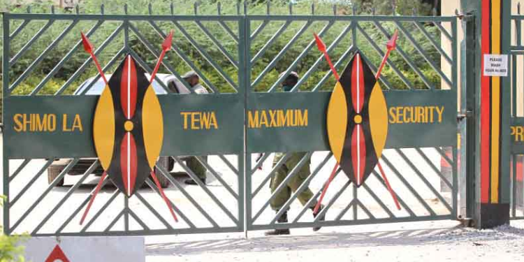 A Prison Warder At The Entrance Of The Shimo La Tewa Maximum Prison In Mombasa. [Elvis Ogina, Standard] Dci