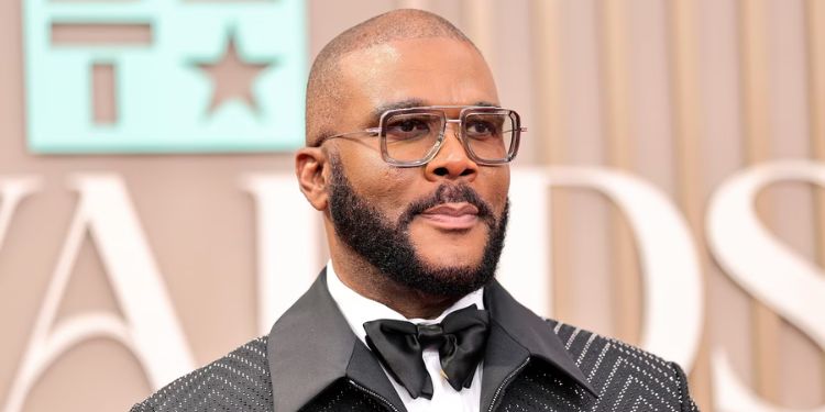 Tyler Perry Sued For Sexual Assault By Actor Derek Dixon American Mogul Tyler Perry