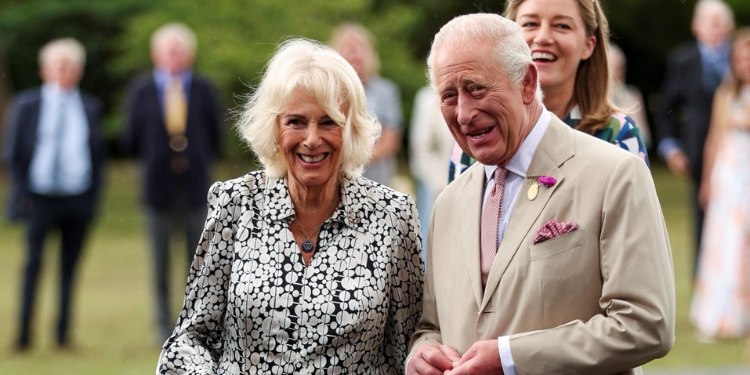 Republican Congressman Gives Queen Camilla Mystery Coin After King Charles’ Congress Speech