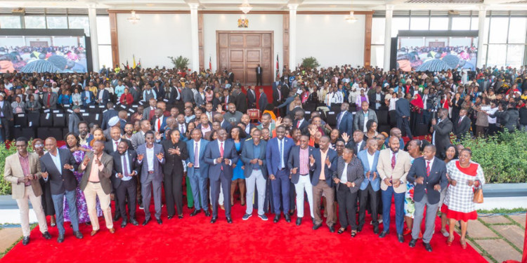 Ruto And Kindiki With Kiambu Residents At State House. Gachagua
