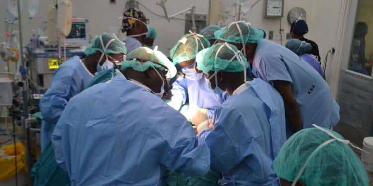 How To Start A Medical Facility In Kenya: Step-By-Step Guide Medics During An Procedure At Kenyatta National Hospital. Photo/Courtesy.