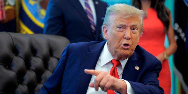 Trump Freezes All Asylum Applications, Orders Review For Immigrants From 19 Non-European Countries