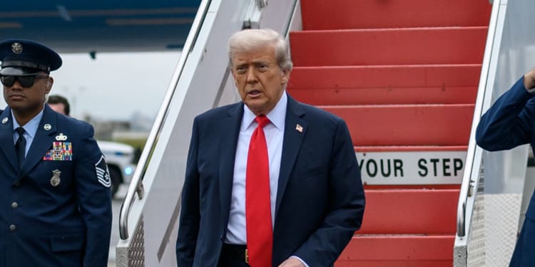 Trump Reveals Secret New Weapon Used By Us Military To Capture Maduro