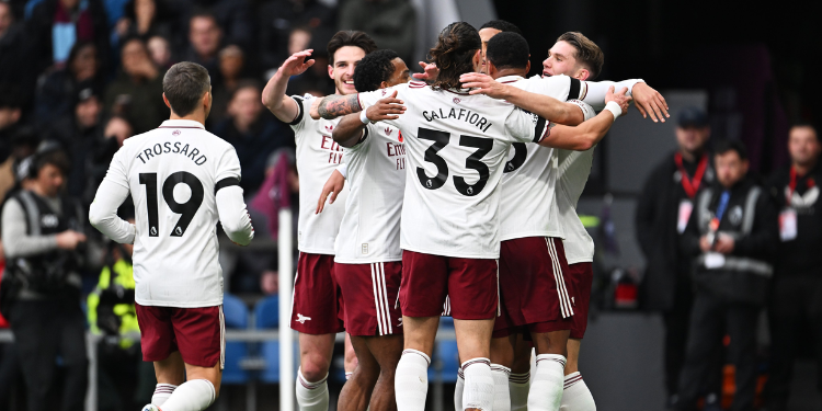 Premier League Weekend Fixtures: Big Matches To Watch And Likely Table Standings