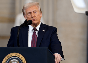 Trump Escalates Us Air Posture After Iran Missile Strikes