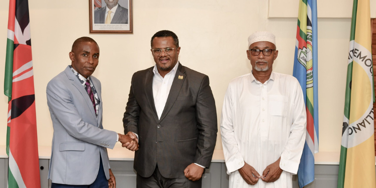 Uda Sg Hassan Omar And Stanley Kenga. Photo/Uda